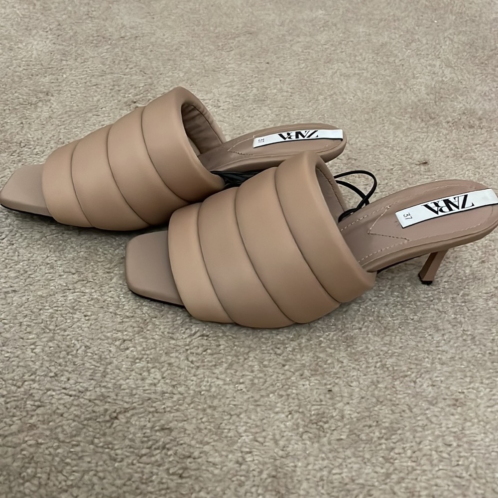 Zara Puff Slide